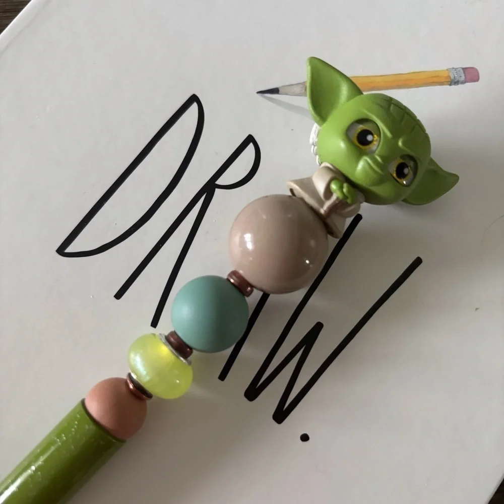 Disney Doorables: Star Wars: Yoda handmade beaded pen